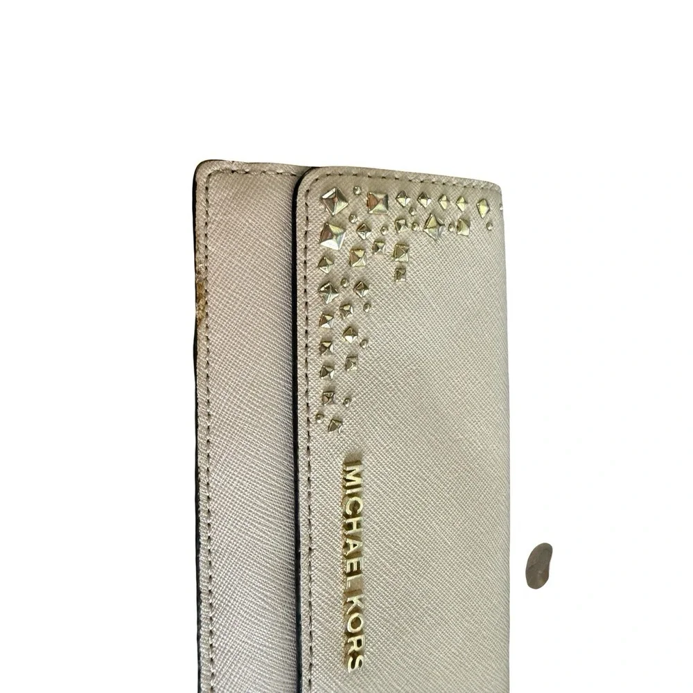 Michael Kors‎ embellished pink wallet flaws